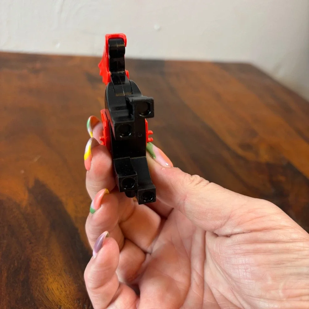 LEGO Castle Dragon Knight Horse Black with Red Dragon‎ Armor and Saddle Vintage